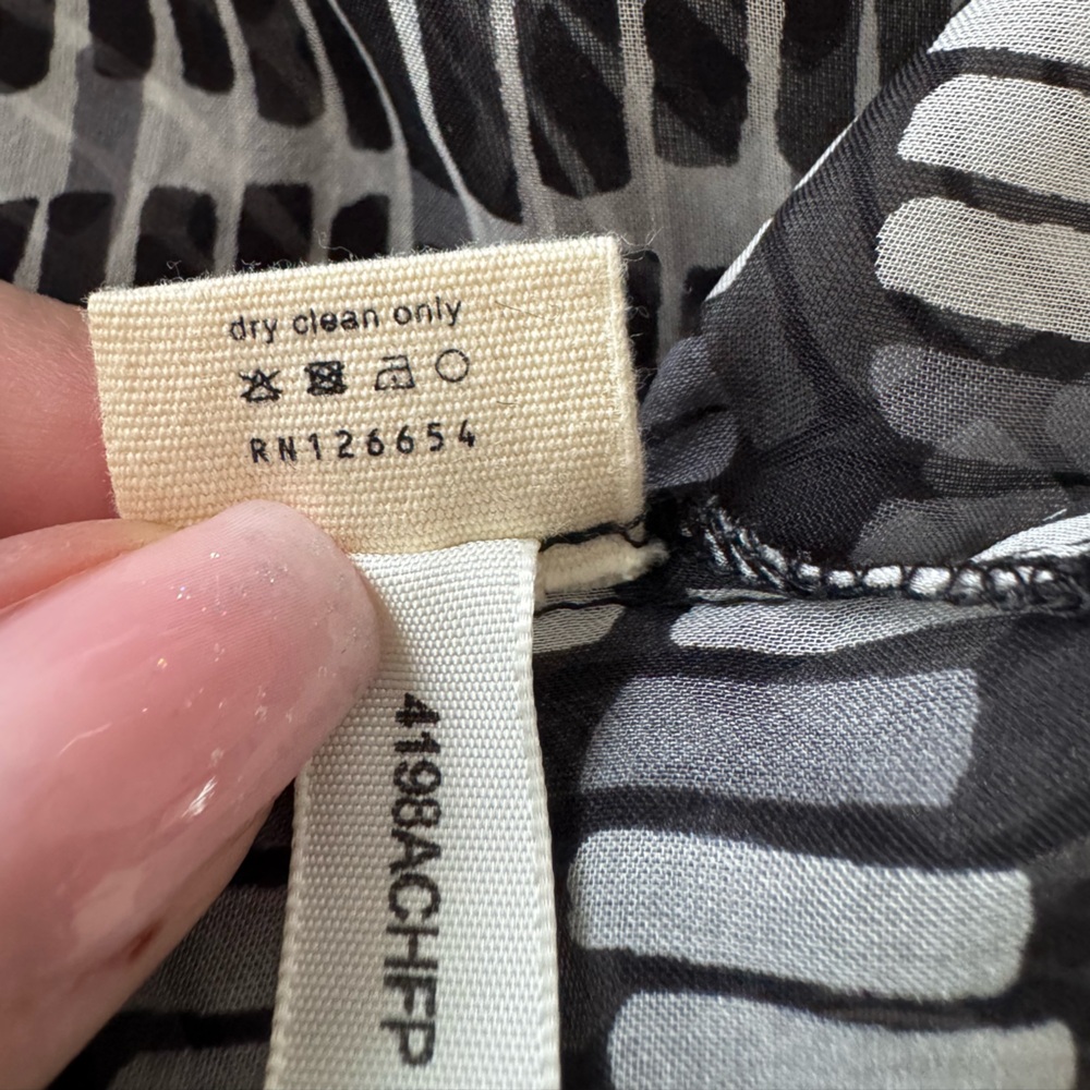 L'AGENCE Black and White Blouse Size 8 - Picture 12 of 16